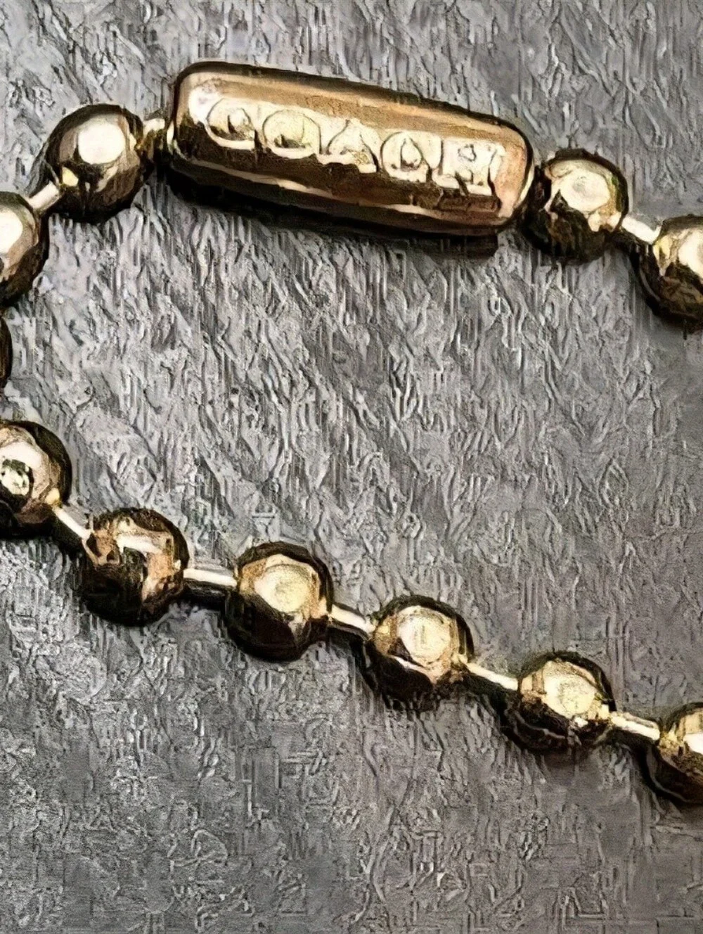 COACH CHARM NEW YORK. GOLD BRASS, THICK METAL FOB BAG KEYCHAIN HANG TAG.
